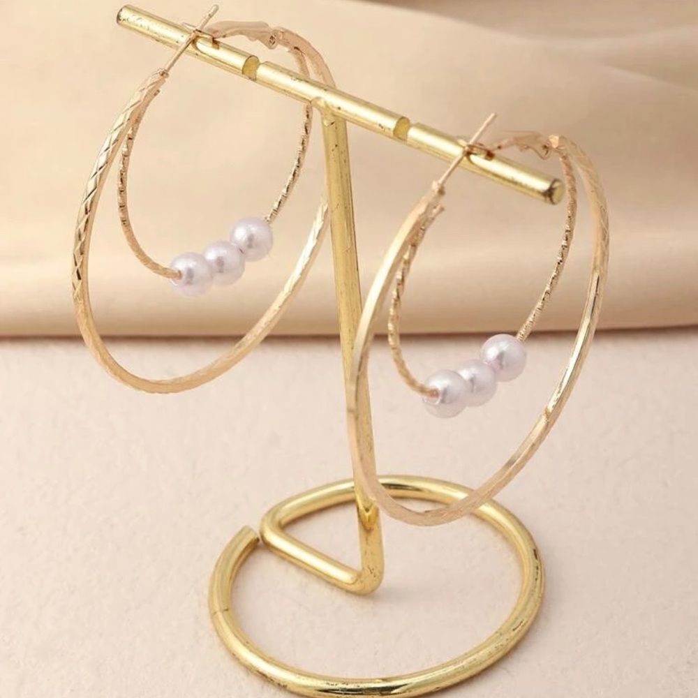 3/$25❗️Faux Pearl Hoop Earrings